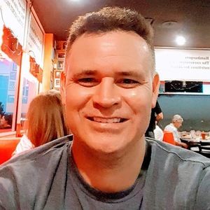 Meet your Posher, Raul